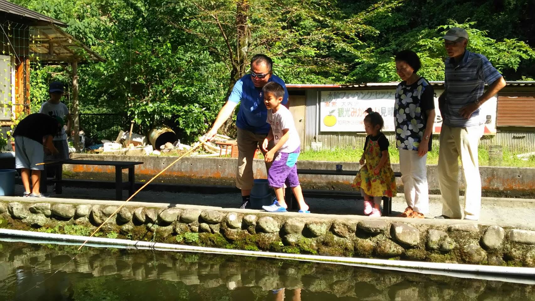 手ぶらでok 釣って 焼いて 食べる 釣り堀 水輪フィッシングセンター じゃらん遊び体験 手ぶらでok 釣って 焼いて 食べる 釣り堀 水輪フィッシングセンター じゃらん遊び体験