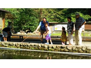 手ぶらでok 釣って 焼いて 食べる 釣り堀 水輪フィッシングセンター じゃらん遊び体験 手ぶらでok 釣って 焼いて 食べる 釣り堀 水輪フィッシングセンター じゃらん遊び体験