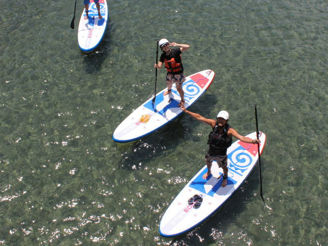 サップ(SUP)の魅力は高い目線から水面や水中を眺めれます。