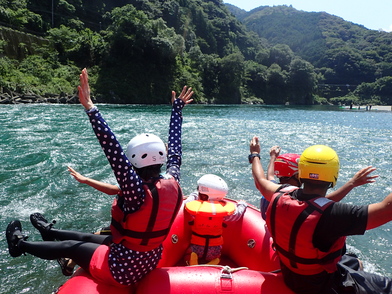 �������R�[�X�ł��̂ŁA�������q���ꏏ�Ɋy���߂܂��̂ŁA�t�@�~���[�ł̂��Q�������X�X���ł��B