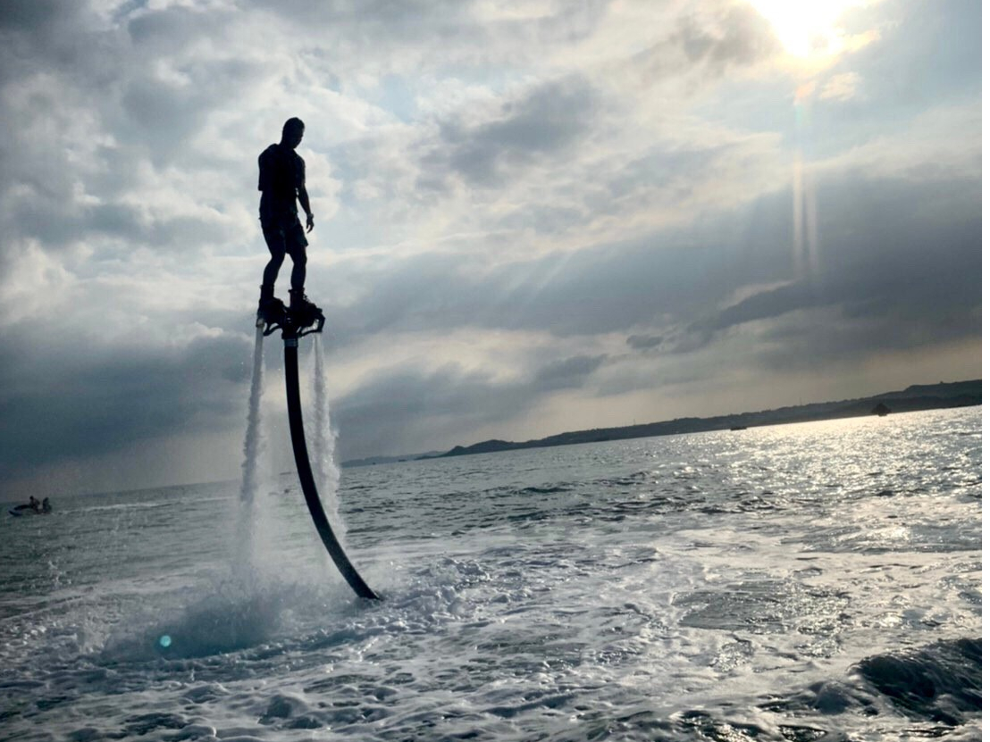 期間限定割引中 海中道路 完全貸し切り 人気のアクティビティ８種類遊び放題 ２時間コース 沖縄マリンスタイル じゃらん遊び体験