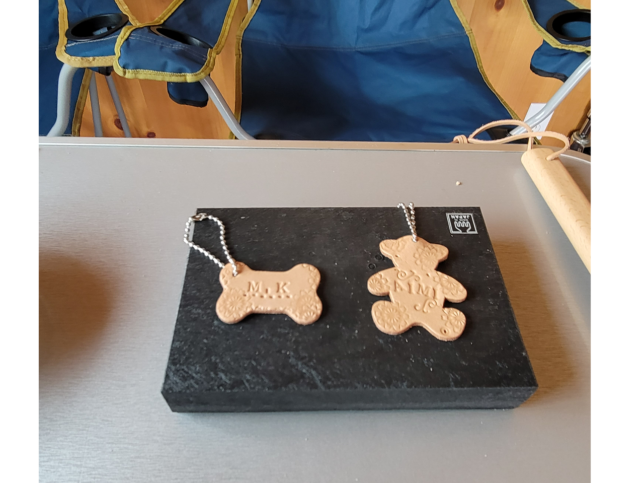 革のキーホールダー作り