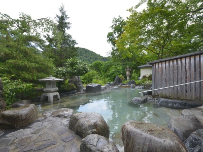 宮城 鳴子温泉 トロトロのうなぎ湯で８つの源泉かけ流し温泉風呂を館内湯めぐりプラン ファミリー 女性同士 カップルにおすすめ 名湯秘湯うなぎ湯の宿 旬樹庵 琢ひで じゃらん遊び体験