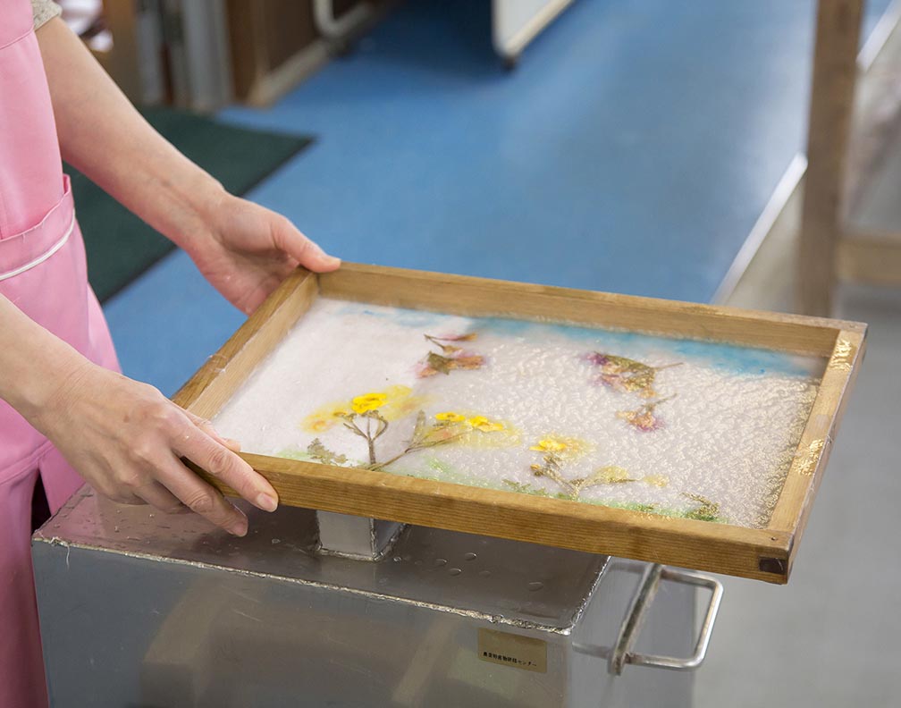 �E���@�Ő������Ƃ�܂��B���Ƃ̓X�^�b�t���������Ăł�������