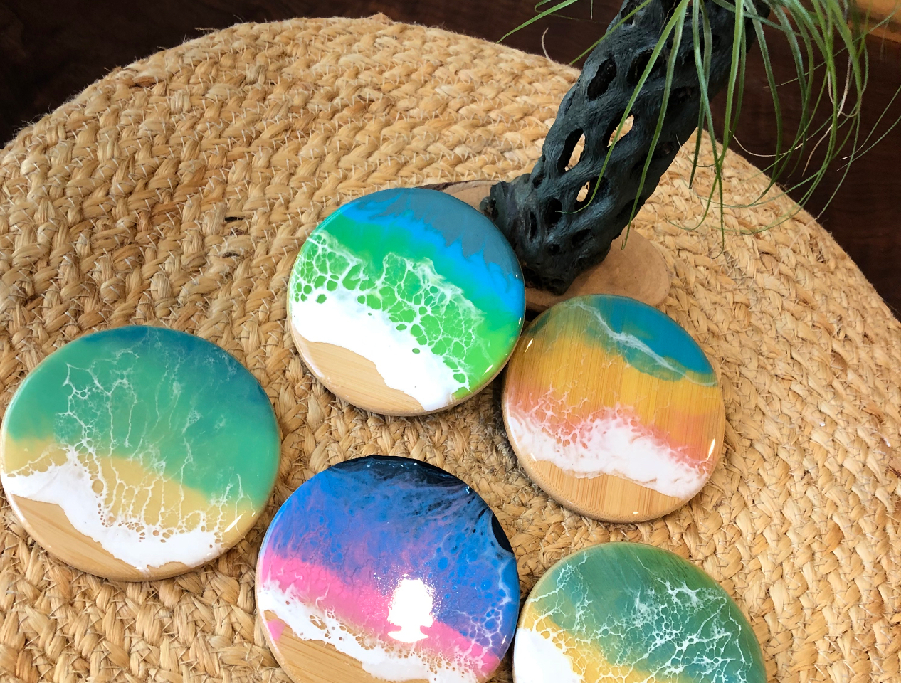 お客様の作品です。みんなそれぞれ違う色、同じ波は一つも出来ません^^世界に一つの海を作りましょう。