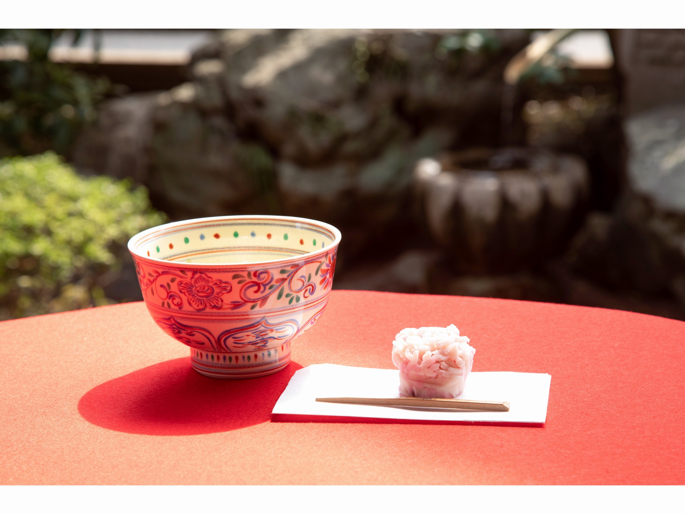 【川越の150年の歴史ある庭園で】抹茶体験～季節の生菓子付き・自分で抹茶を点てら...