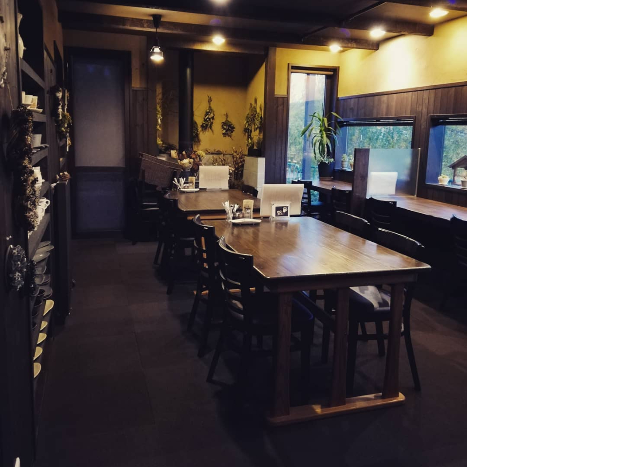 カフェも隣接!!体験特典有