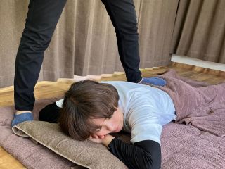 気持ちの良い圧で、ゆっくりしっかりとほぐします。