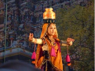 横浜ディワリ祭で踊りました♪