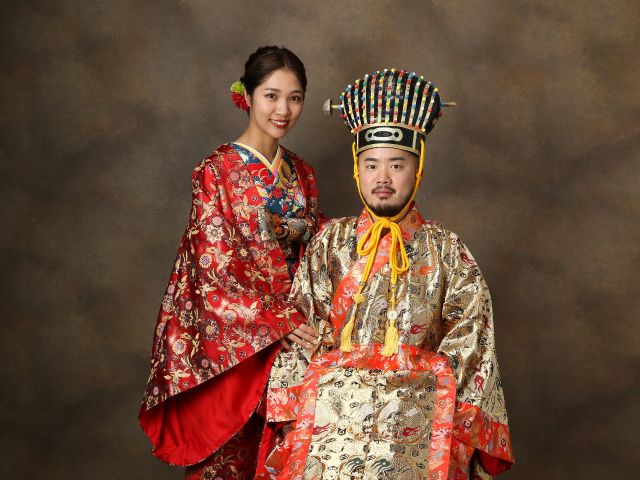 特別な国王と王妃の衣装もご用意しております☆