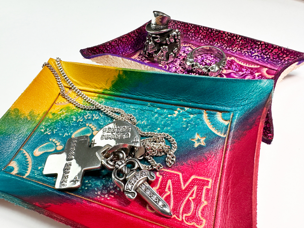 DûЂTCYiANZT[̓C[Włj