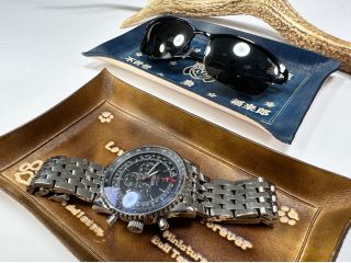 【高級感たっぷり】毎日使える大きめ本革トレイを手作り ※時計、メガネはイメージです。