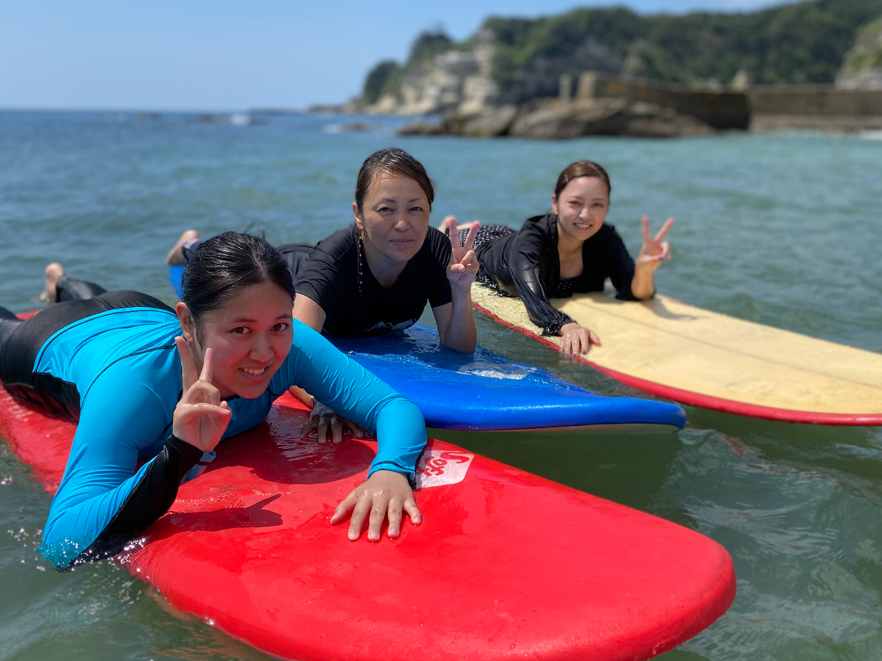 【少人数制&プロサーファーが教えるサーフィン体験】初心者歓迎!道具一式レンタル付...