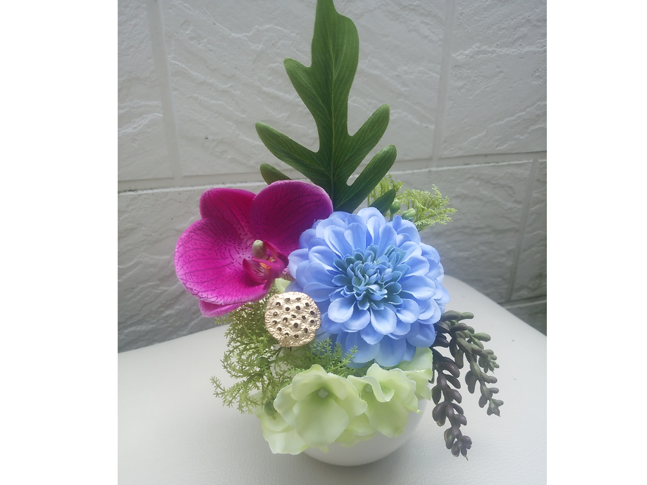 高さ 約25CM×横 約15CM   プリザーブドフラワー 6000円 / ご要望によって価格が変動します。