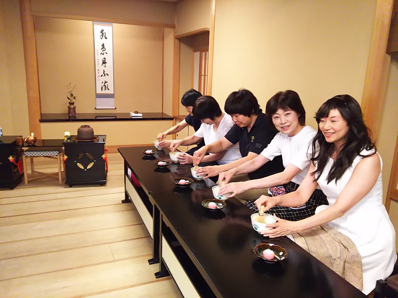 y̗̌lqzdz̐ߋFَqwȁxƁAgœ_Ăꂽ́Aiʂ悤ł