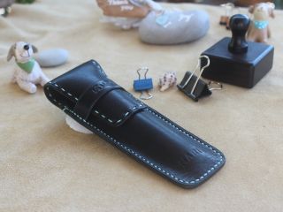 ビジネスシーンで活躍するペンケース!