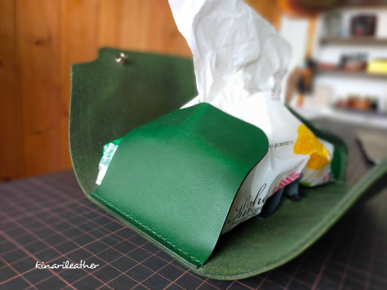 家計にも優しい箱なしティッシュ専用です。