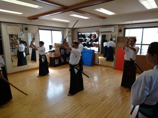 本物の道場で剣術総合コース 居合 撃剣 試し斬りの剣術3分野体験コース 戸山流 備前会 じゃらん遊び体験 本物の道場で剣術総合コース 居合 撃剣 試し斬りの剣術3分野体験コース 戸山流 備前会 じゃらん遊び体験