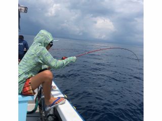 沖縄本島 東海岸 伊計島 車で行ける離島 伊計島で船釣り体験 Lokahi Marineclub じゃらん遊び体験 沖縄本島 東海岸 伊計島 車で行ける離島 伊計島で船釣り体験 Lokahi Marineclub じゃらん遊び体験