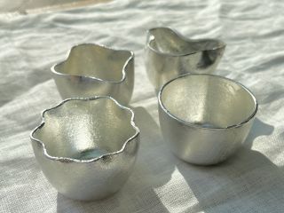 シンプルな丸いぐい呑み型!錫は柔らかいのでお好きな飲み口に曲げることも可能です!