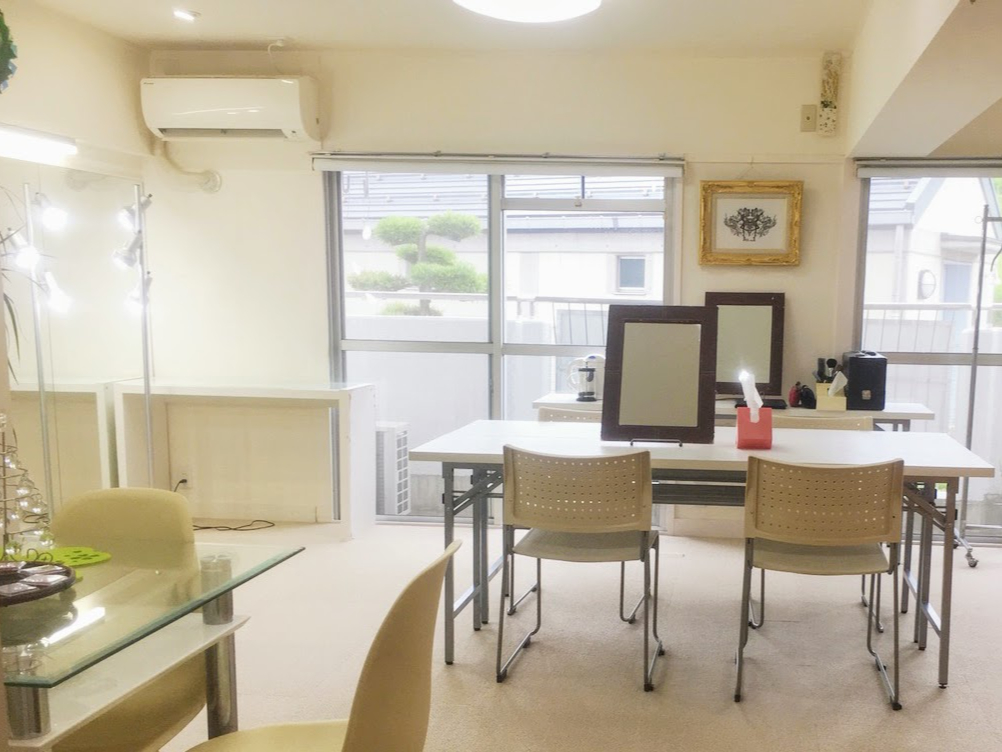 ʋ̔Ė邢Tł肨났܂