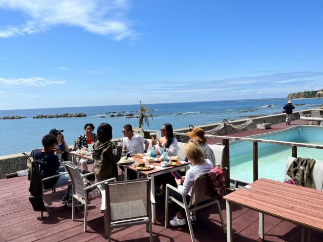 広いウッドデッキが自慢です