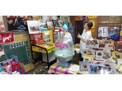 300種類以上の駄菓子が!