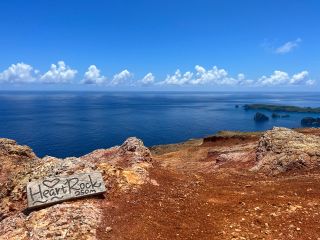 父島内でも他では中々見る事のないこの大地で惑星父島を感じてください。