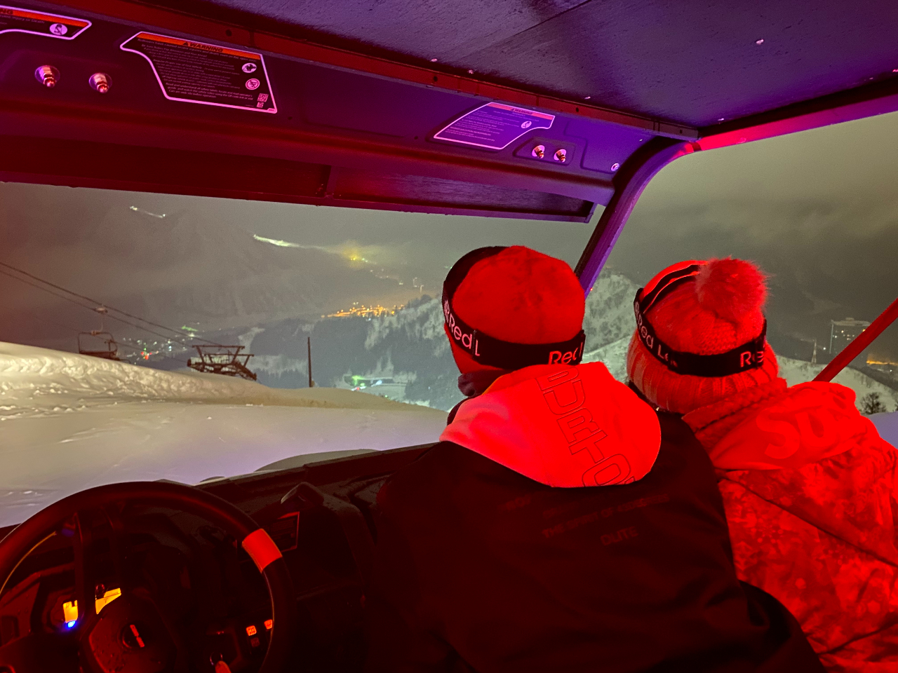 iC^[ƖȂ^ÂȐR`oősI