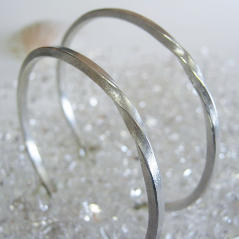 【館山・シルバーアクセサリー手造り体験】Bコース ひねりの効いたバングル造り♪