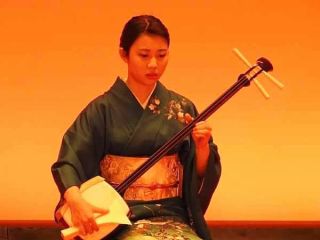 和楽器演奏体験 三味線を演奏してみよう 女性におすすめ 岡山後楽園 和の感動体験事務局 じゃらん遊び体験