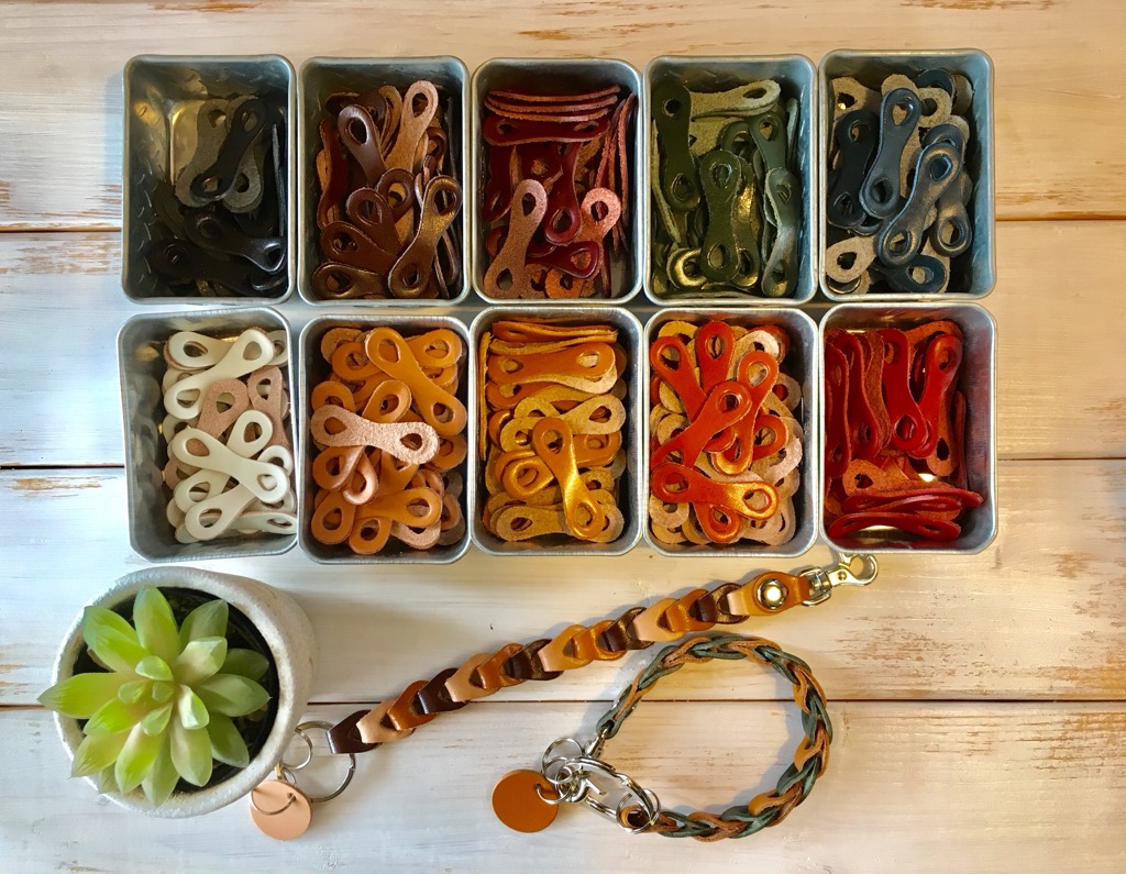 i`AzCgACG[AIWAbhA{h[AO[Au[AuEA_[NuEAubN11F炨Iт܂B