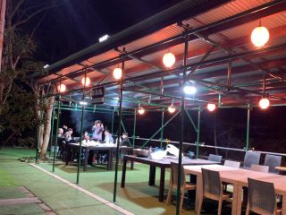 屋根付きなので雨が降っても大丈夫!