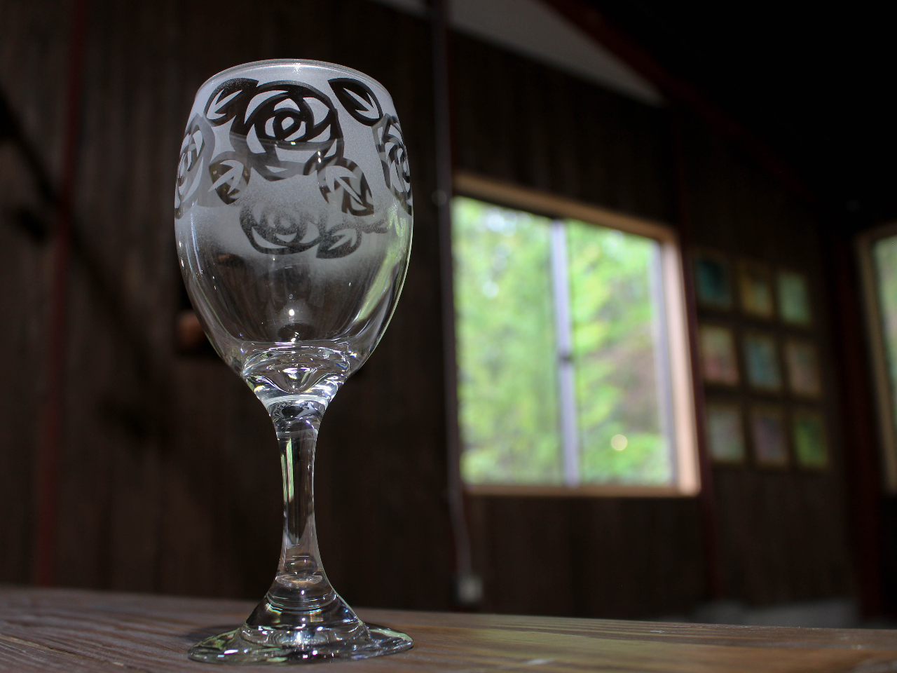 シールを貼ったところは透明なまま!