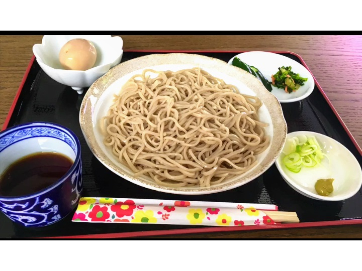 梅いち蕎麦で一番人気のもりそばです。信州長野の蕎麦粉を使った手打ち二八蕎麦