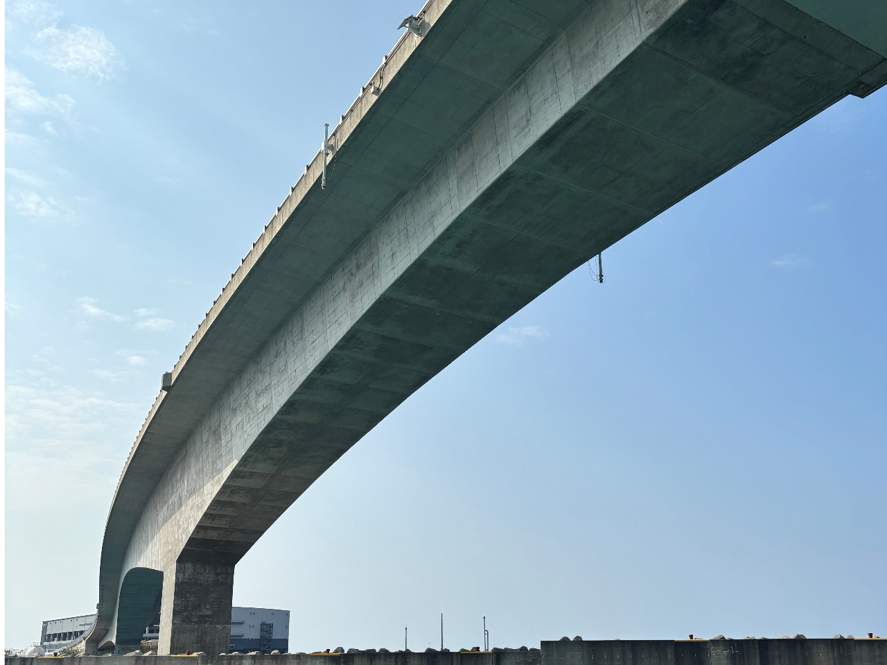 ����{�����痣���ւȂ������痣���𒭂߂�ō���RUN