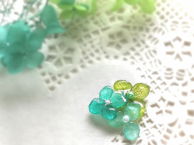 本物のお花とuvレジンで作るレジュフラワーアクセサリー体験レッスン Higher Self Service じゃらん遊び体験 本物のお花とuvレジンで作るレジュフラワーアクセサリー体験レッスン Higher Self Service じゃらん遊び体験