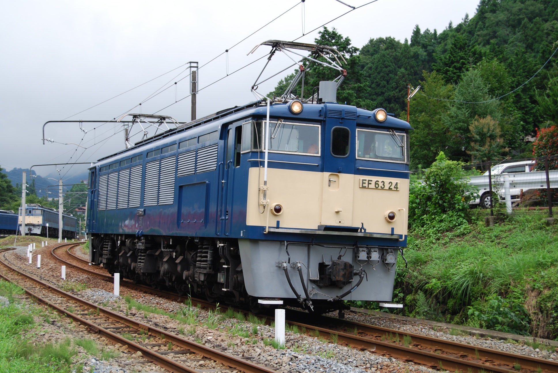 ���ĉO�X�����z����EF63�`�d�C�@�֎�