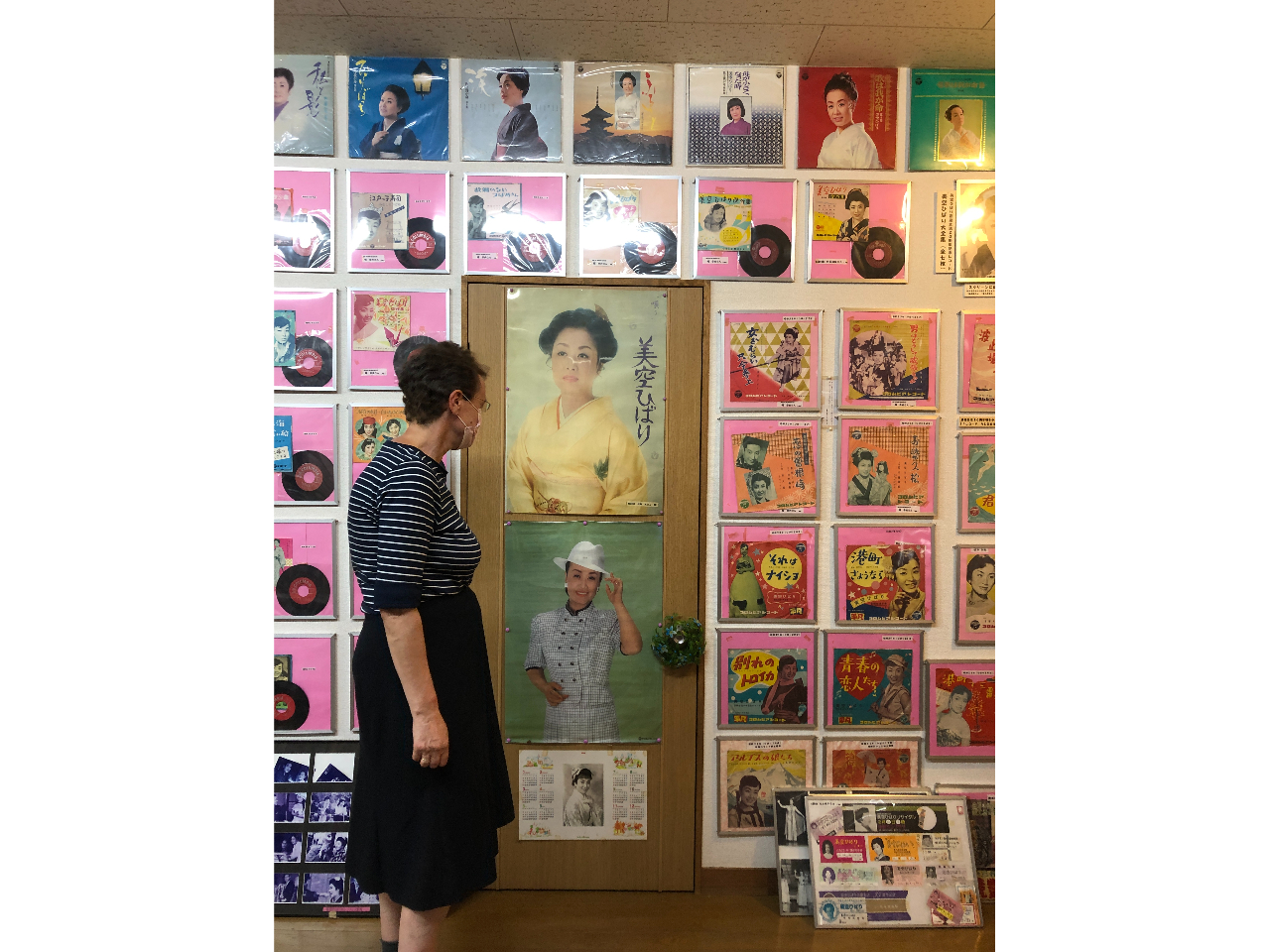 ]̂ɂ́AuЂ΂̗̂vƂقɂēo܂B