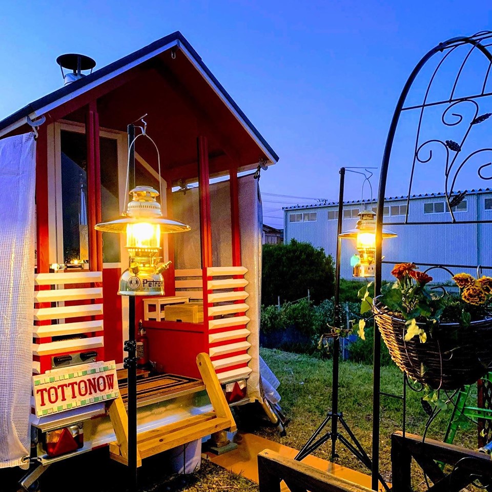 vATEiLEDAO̓^ɂăCgAbvI