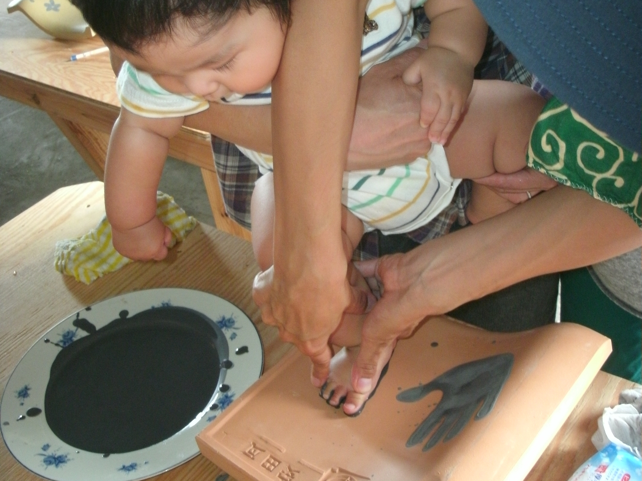 【瓦絵付け体験】お子様の成長の記録にも…☆☆瓦に絵付け体験ができます!ファミリー...