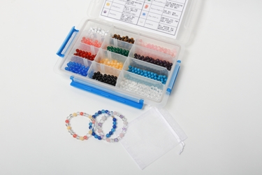 12種類の天然石から選びます!