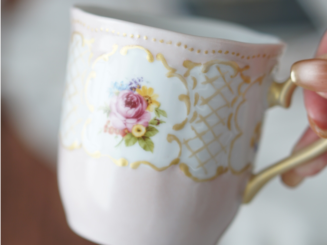 ]ʎƊG̋𗼕gă}CuhH͂ł傤B