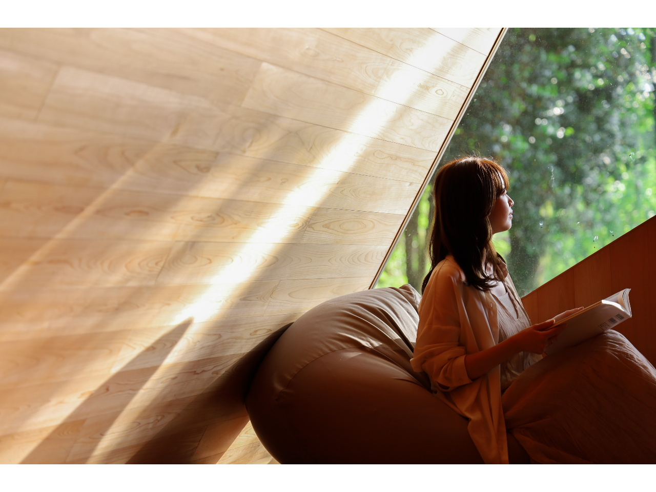 ヒノキの香りに包まれた空間でほっと一息。