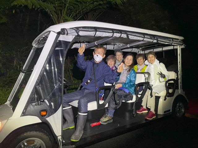 解放感抜群で乗り降りも楽ちん、音も静かなのでそ〜と生物に接近できます。