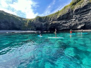 K&M 海エメラルド SUP ツアー!プロが撮影する、素敵な水上写真をプレゼントいたします!
