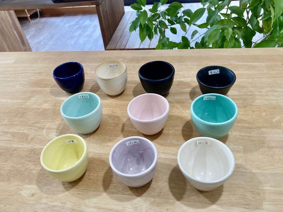 ֖F{@10F̒炨DȐFIт܂