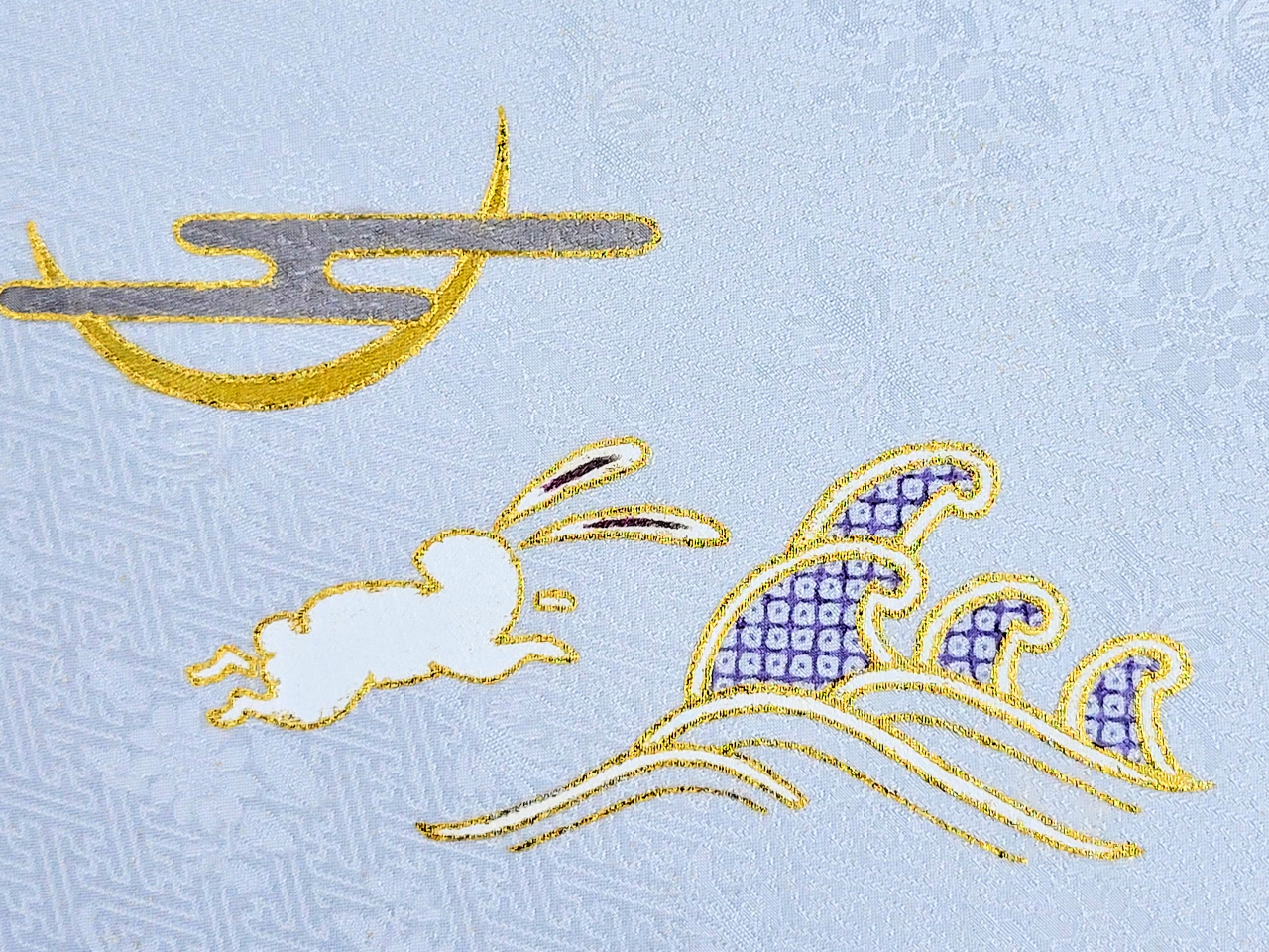 『月に波兎』竹生島 兎は何故縁起が良いか?月に何故兎がいるのでしょう!お話しさせて頂きます。