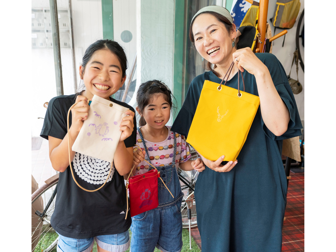 金曜日開催】帆布サコッシュ作り《手ぶらでOK！ ファミリーでの体験が