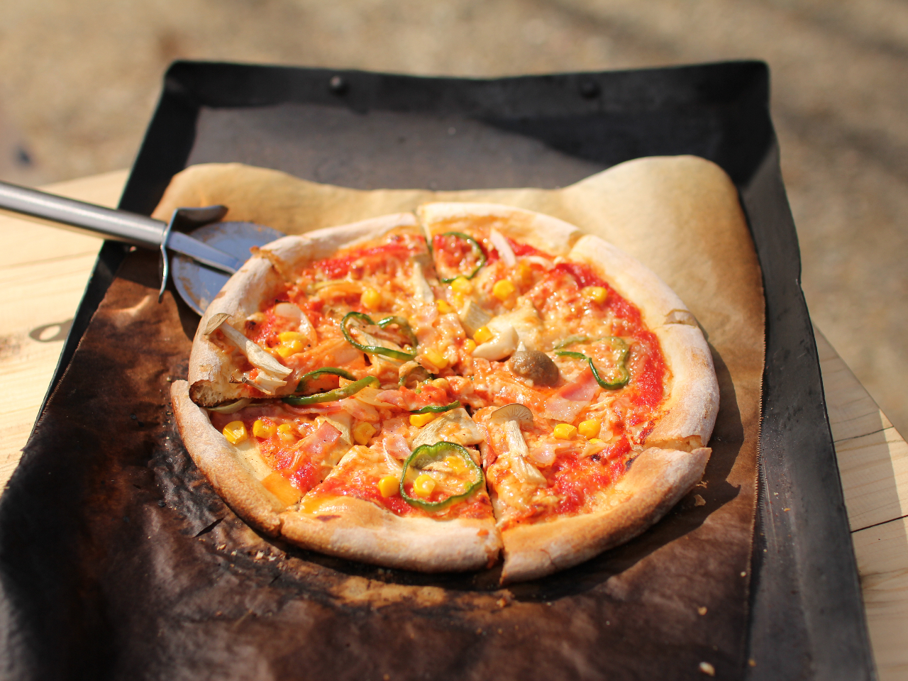 取れたて野菜やお肉を使ってオリジナルピザ焼き体験 久万高原ふるさと旅行村 じゃらん遊び体験